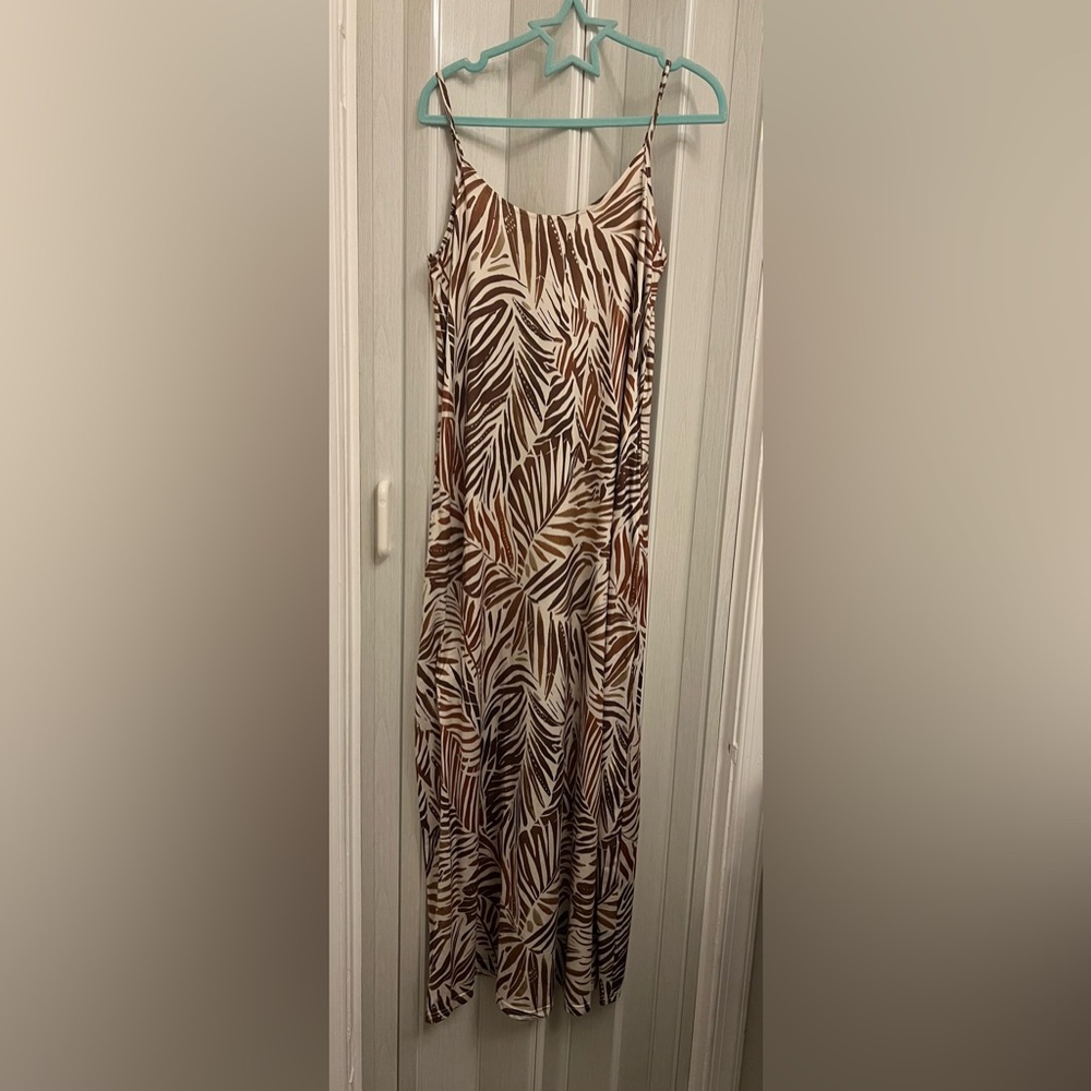 Elegant Brown Leaf Print Midi Dress